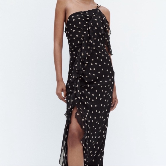 Zara Polka dot dress with ruffles - size small - NWT - Picture 2 of 5